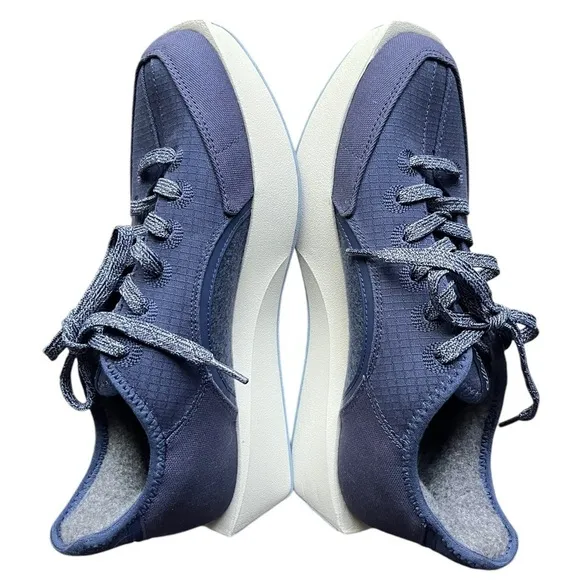 Allbirds Risers women’s Size 9 Shoes Blue White Athletic Sneakers