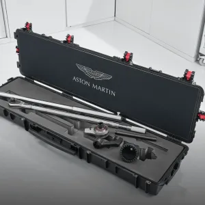 Aston Martin Valkyrie Garage Pack