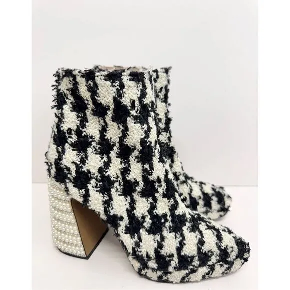 Betsey Johnson Houndstooth Boots Size 5 Black White Embellished Block Heel NEW