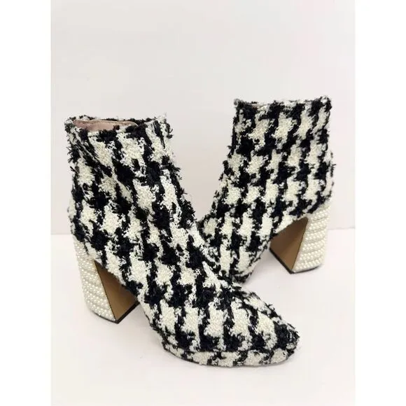 Betsey Johnson Houndstooth Boots Size 5 Black White Embellished Block Heel NEW