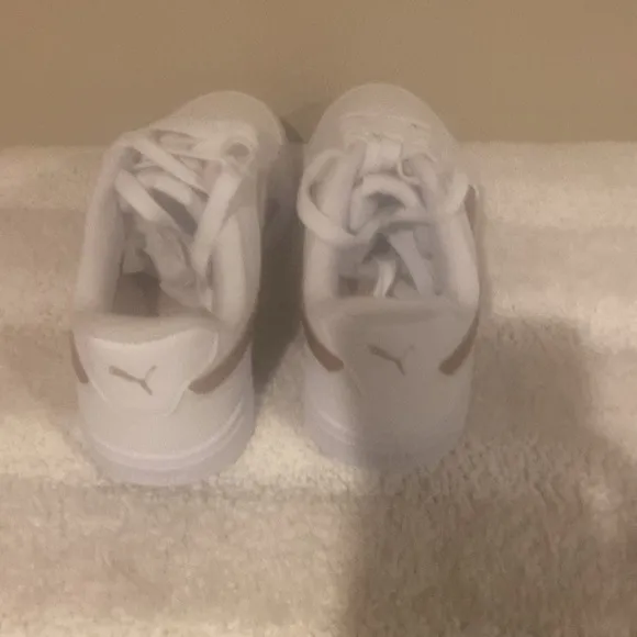 Brand New Youth/Women Puma Sneakers