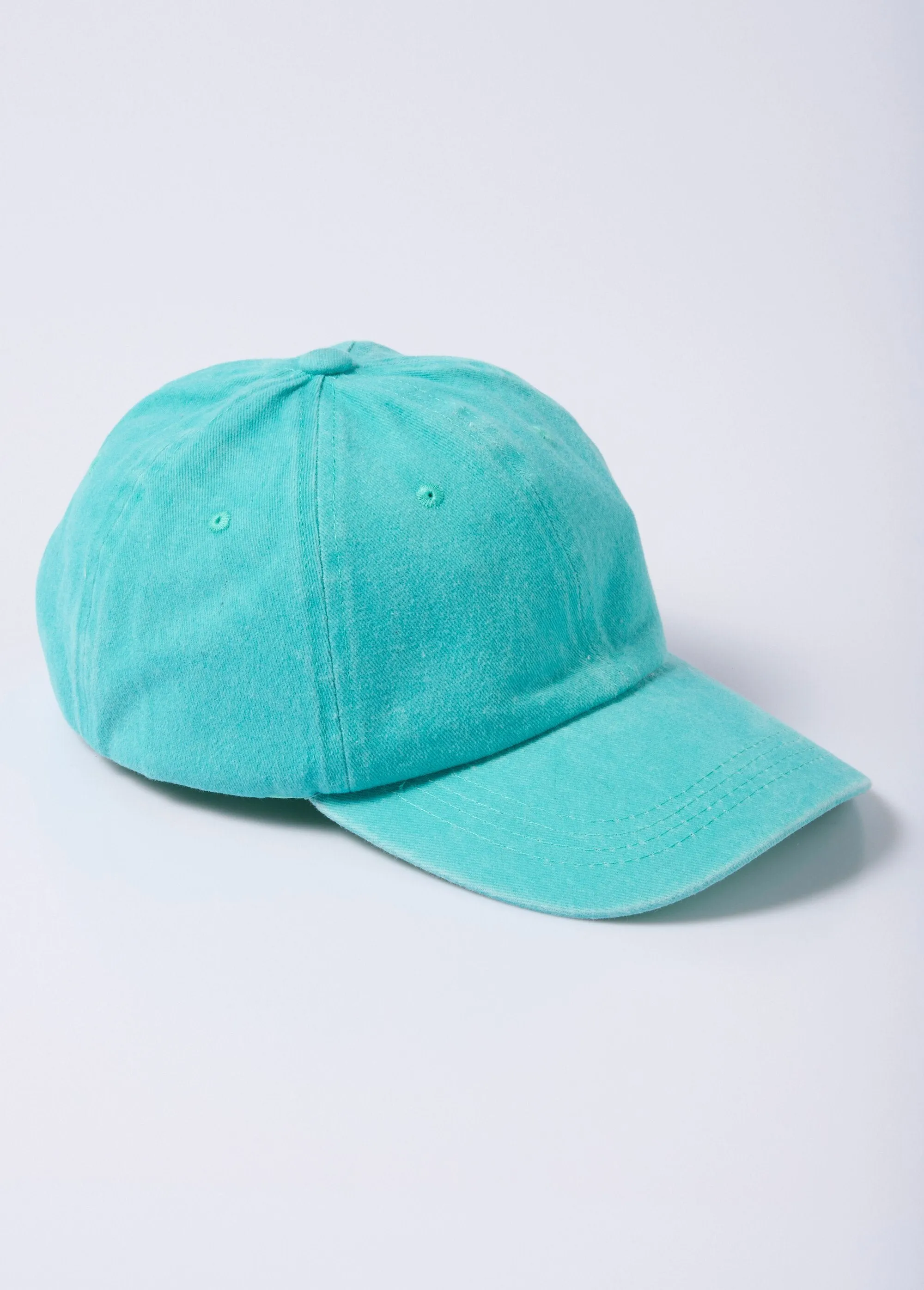 Colorful canvas cap with a worn effect