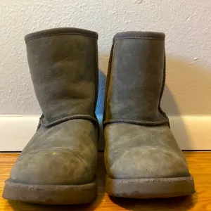 Comfy Grey Ugg Boots; Gender Neutral for children