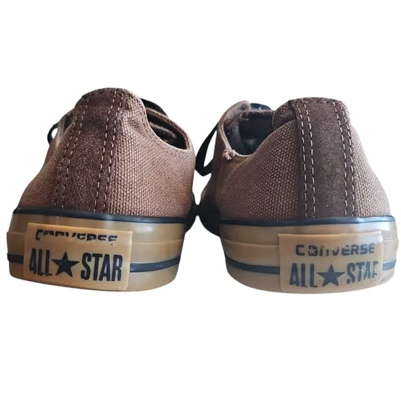 Converse Chuck Taylor All Star Lo Lace Up Gum Bottom Chocolate Sneaker Shoe Sz10