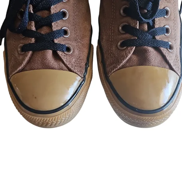 Converse Chuck Taylor All Star Lo Lace Up Gum Bottom Chocolate Sneaker Shoe Sz10