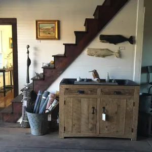 Dry Sink