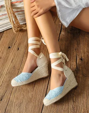 Espadrilles compensées bleu pastel à longues lanières
