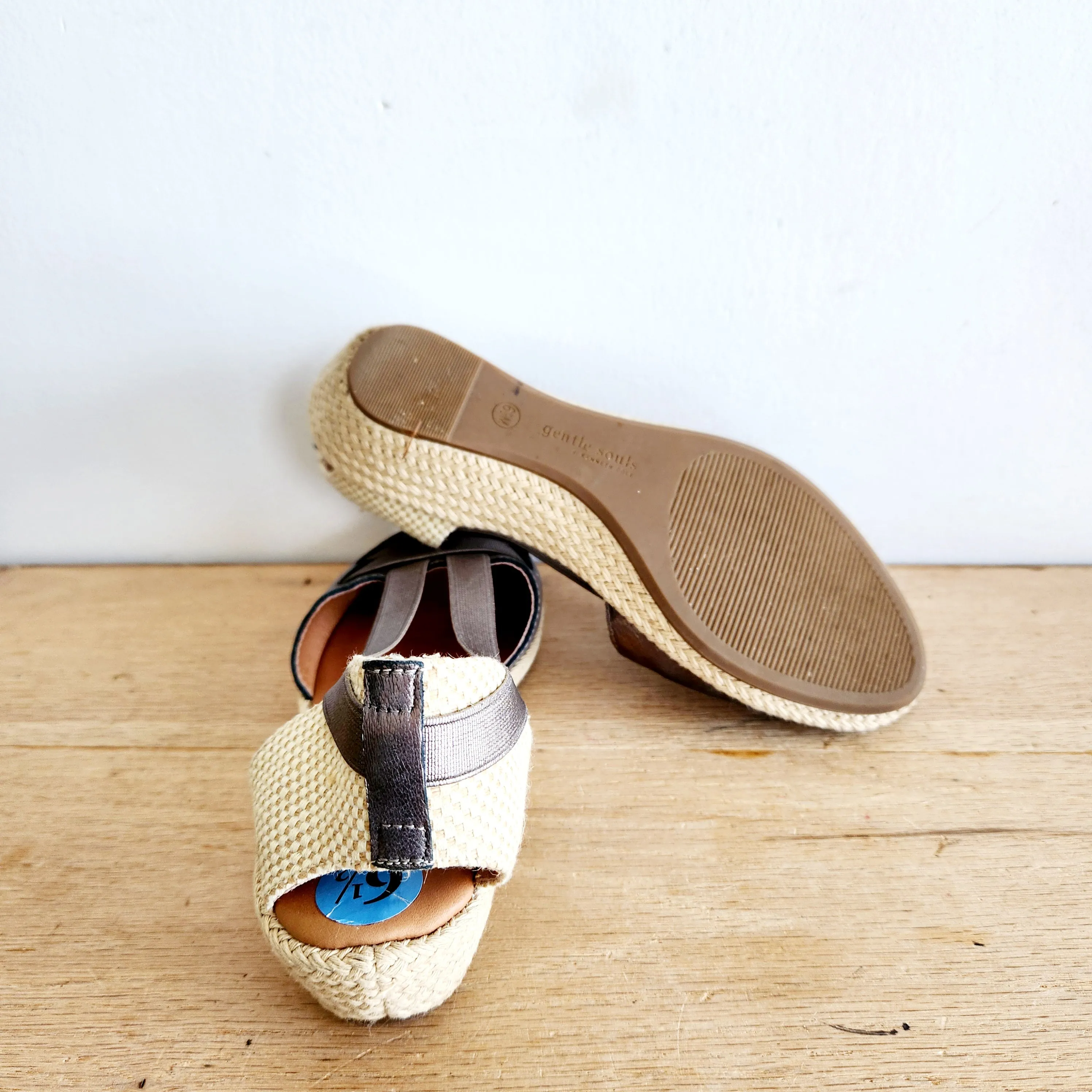 Gentle Souls Metallic Leather Espadrilles - size 6.5