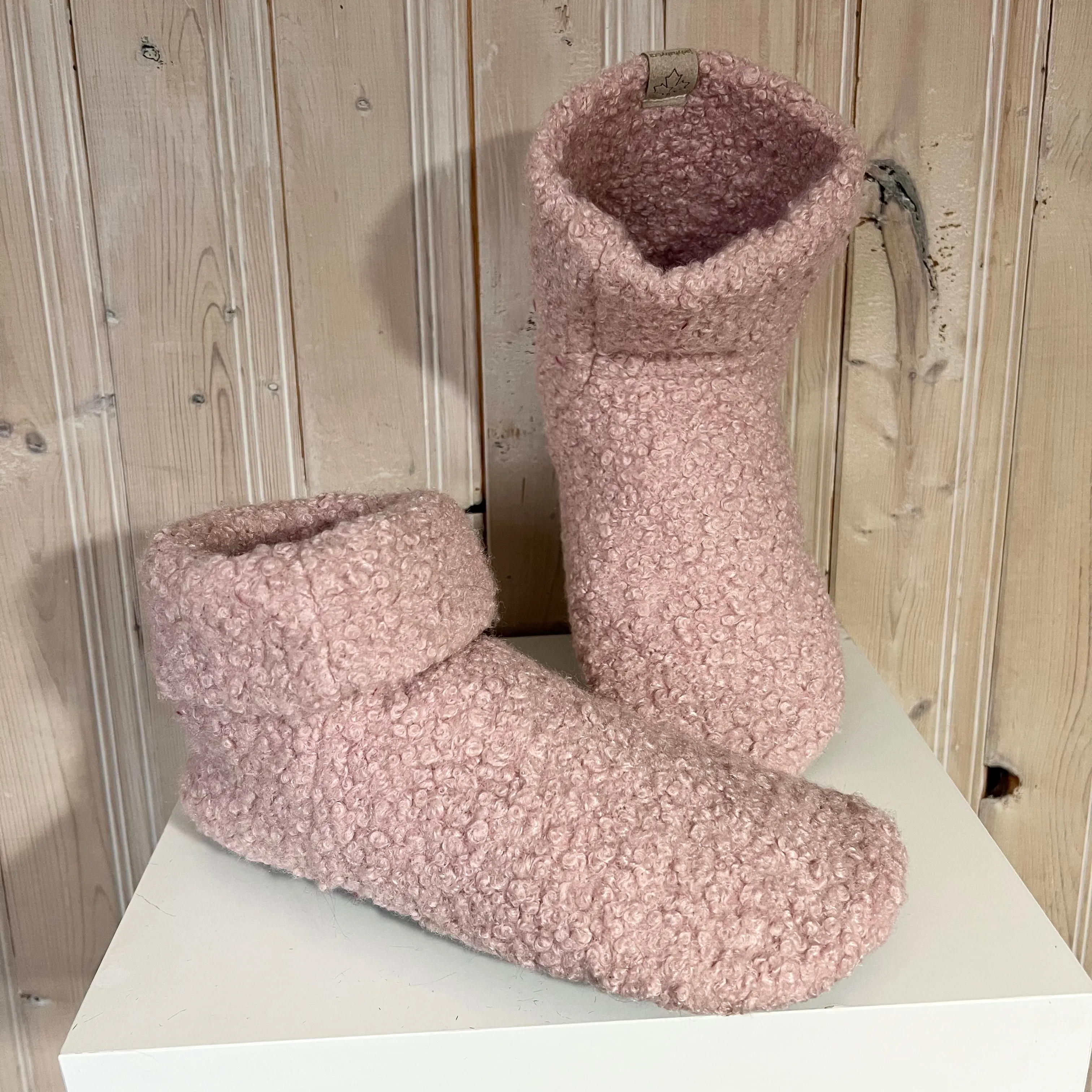 JadyLadys wooly pink boot