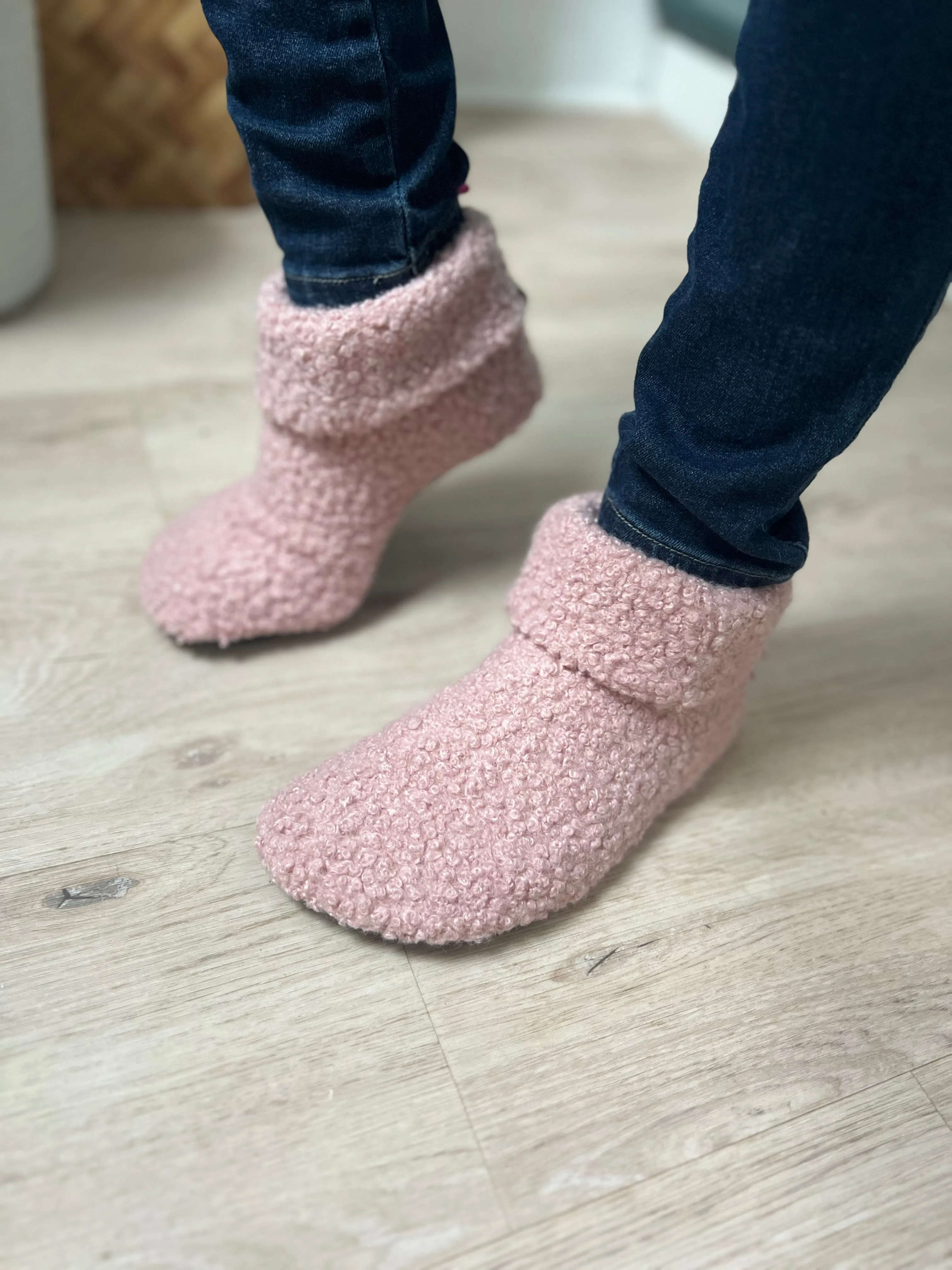 JadyLadys wooly pink boot