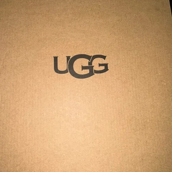 Kids UGG Maddi II