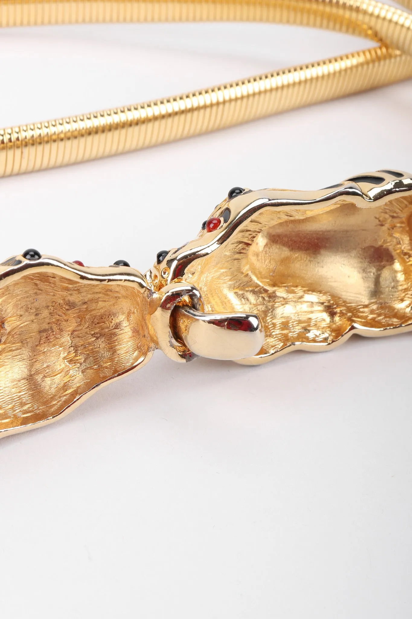 Kissing Animal Head Belt