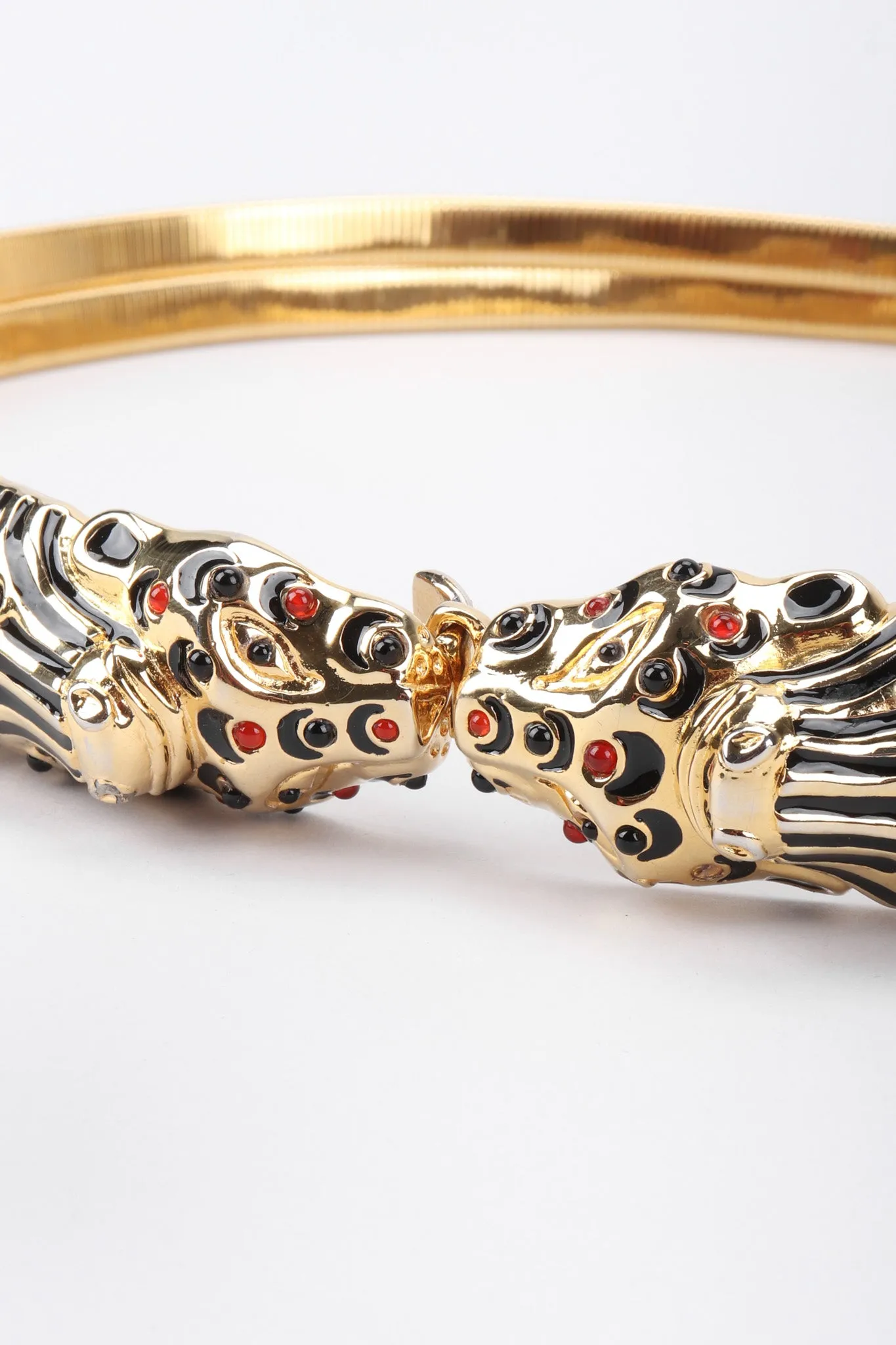 Kissing Animal Head Belt