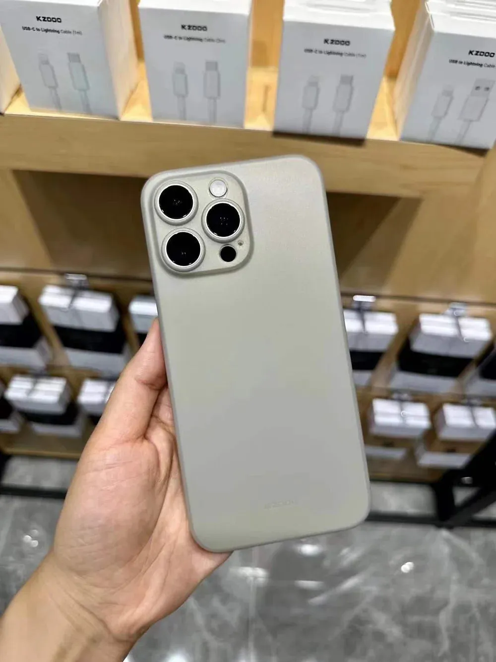 KZDOO iPhone 15 Pro / Max Case Air Skin Series Back Cover Sturdy Durable Thin Case Drop Protection Case Cover Clear