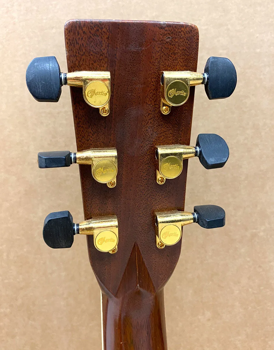 Martin DC-Aura Dreadnought Cutaway 2005