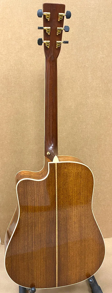 Martin DC-Aura Dreadnought Cutaway 2005