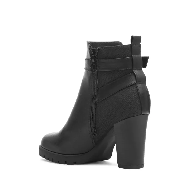 Metal ButtonAnkle Booties Mysoft