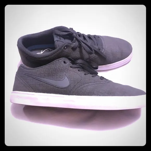 Nike check solar PRM black gray and white sneakers