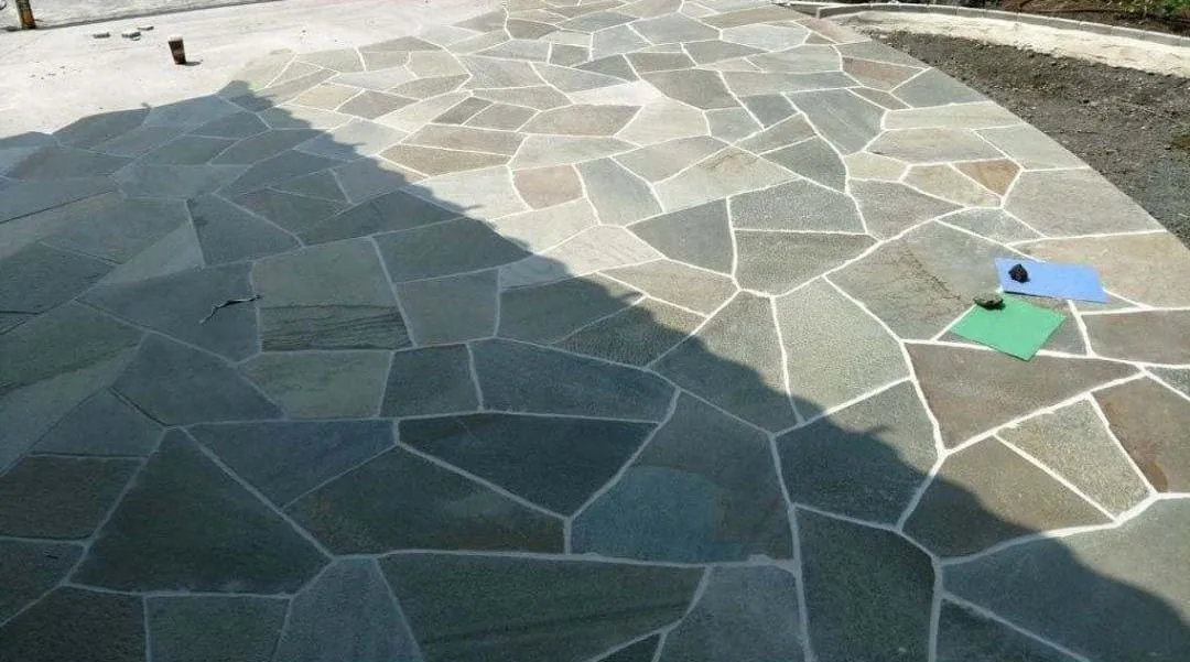 RIO PAMPA Split-Face Random Edge Paver Flagstone