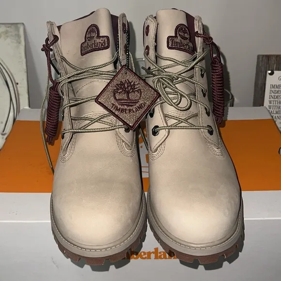 Timberland Premium Lace Up Boots - Light Brown Nubuck Boys Size 6
