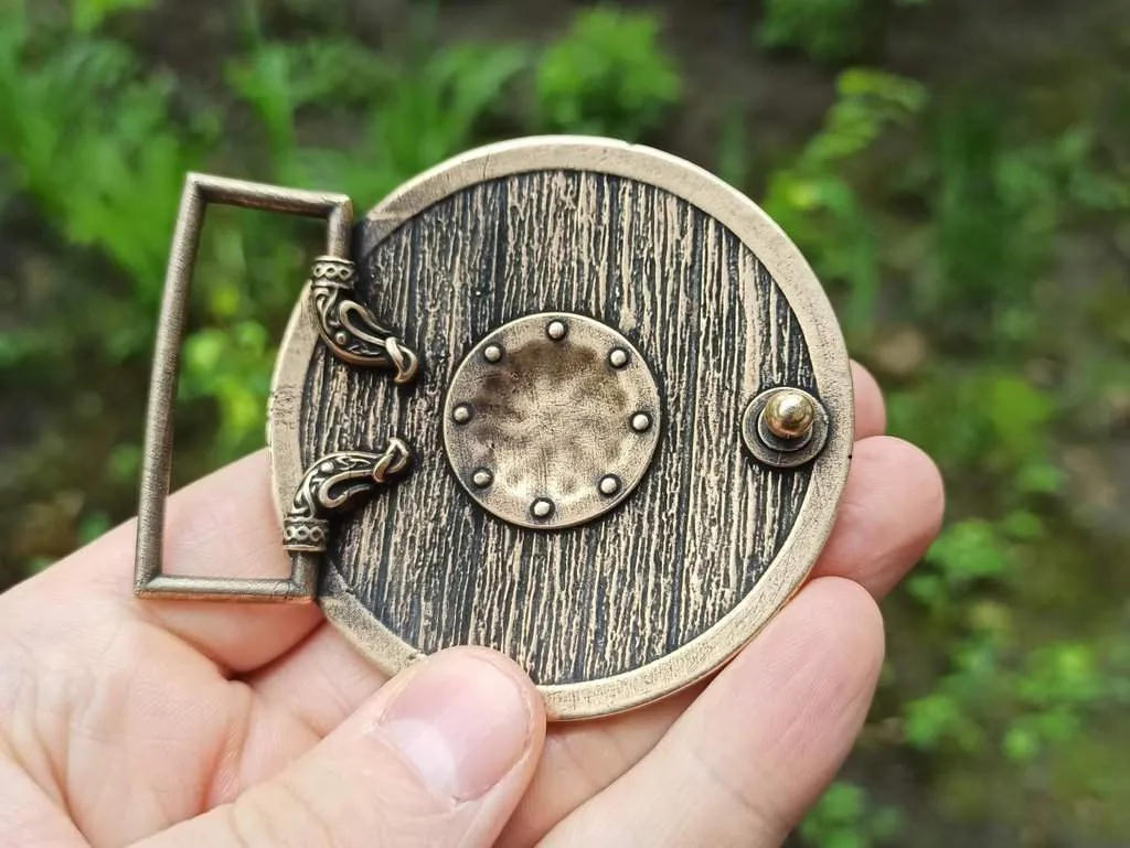 Viking shield belt buckle with Helm of Awe