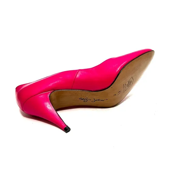 Vintage 1980s hot pink leather slip on pumps