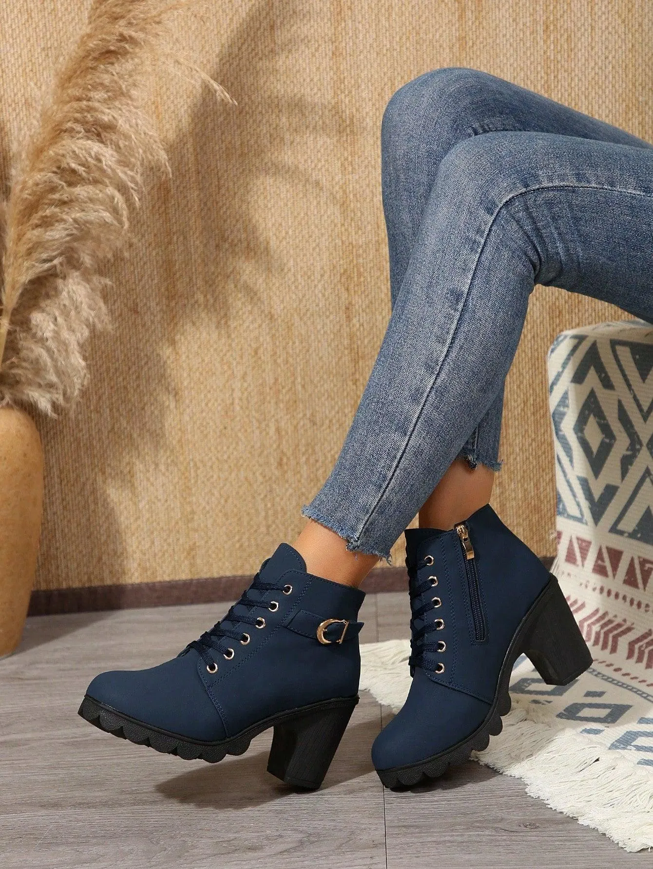 Women's Martin Boots Thick Heel Ankle Boots New British Style High Heel Lace Up Shoes