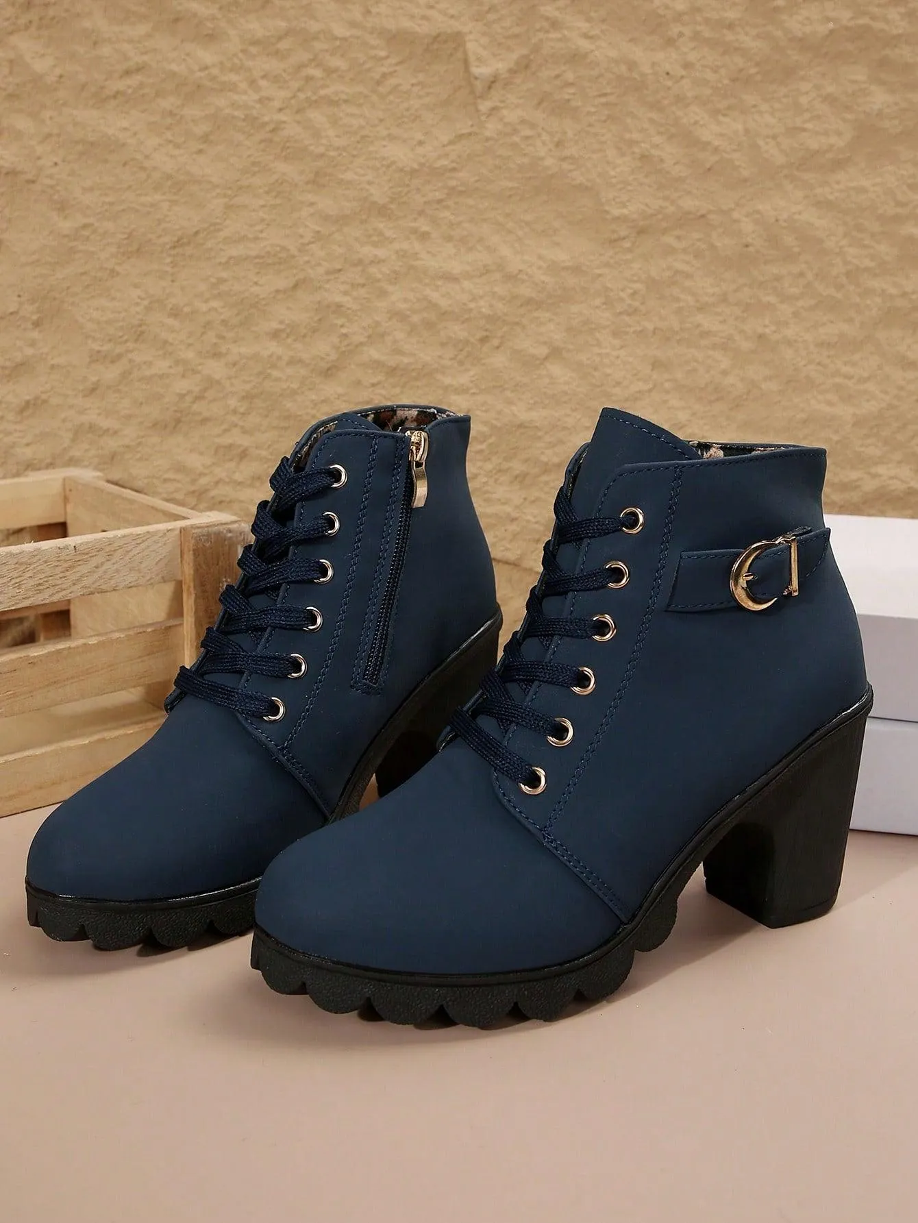 Women's Martin Boots Thick Heel Ankle Boots New British Style High Heel Lace Up Shoes